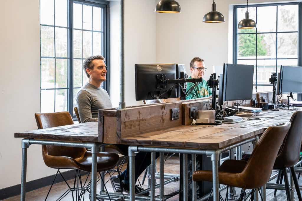 Freshill interiors SCREEN 25 - Freshmill Haywards Heath